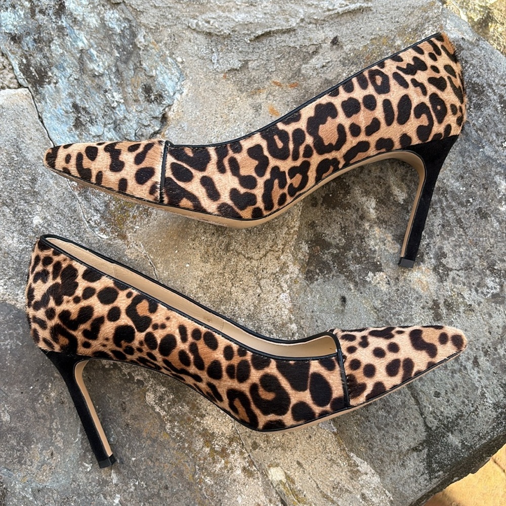Banana Republic gorgeous calf, skin pumps  Heels Classic Design size 8